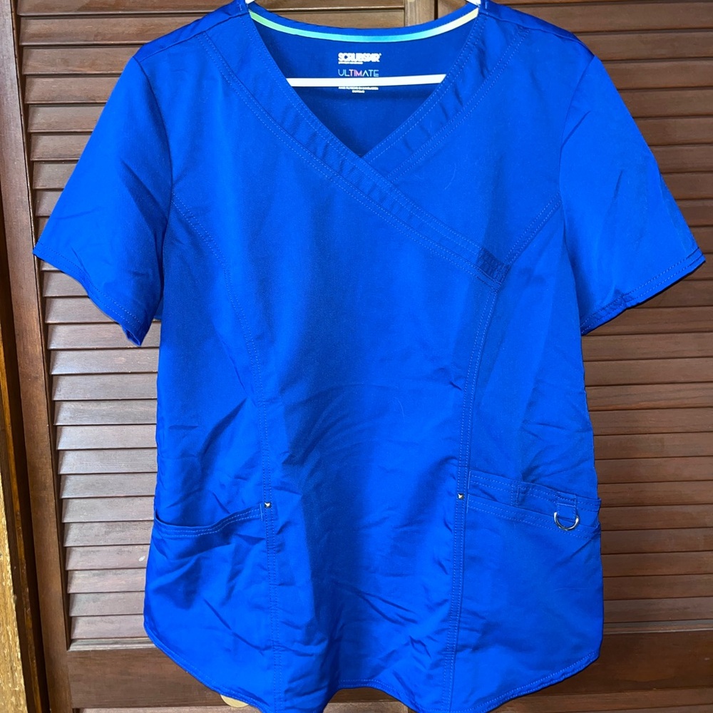 Scrub top. Large. Royal blue